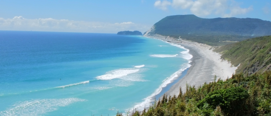 新島　羽伏浦海岸